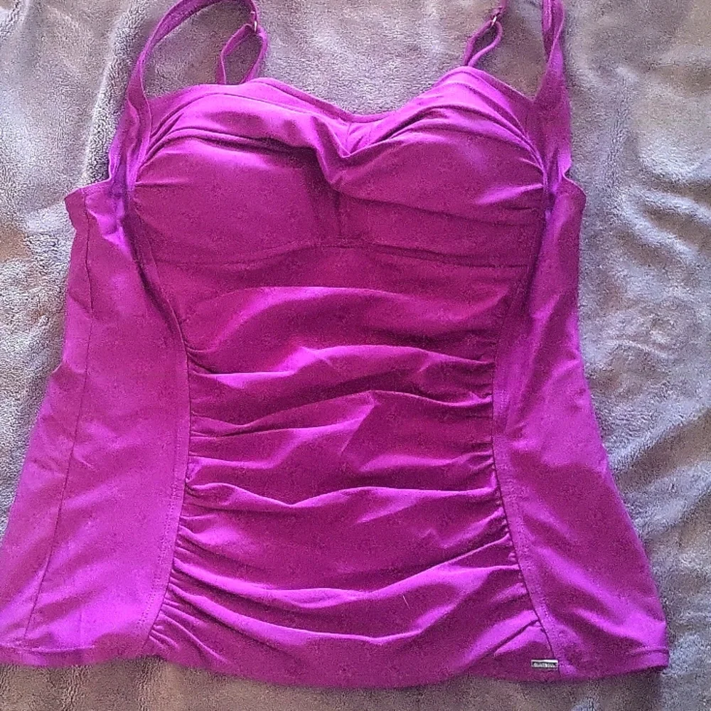 Swim top - Picture 1 of 2